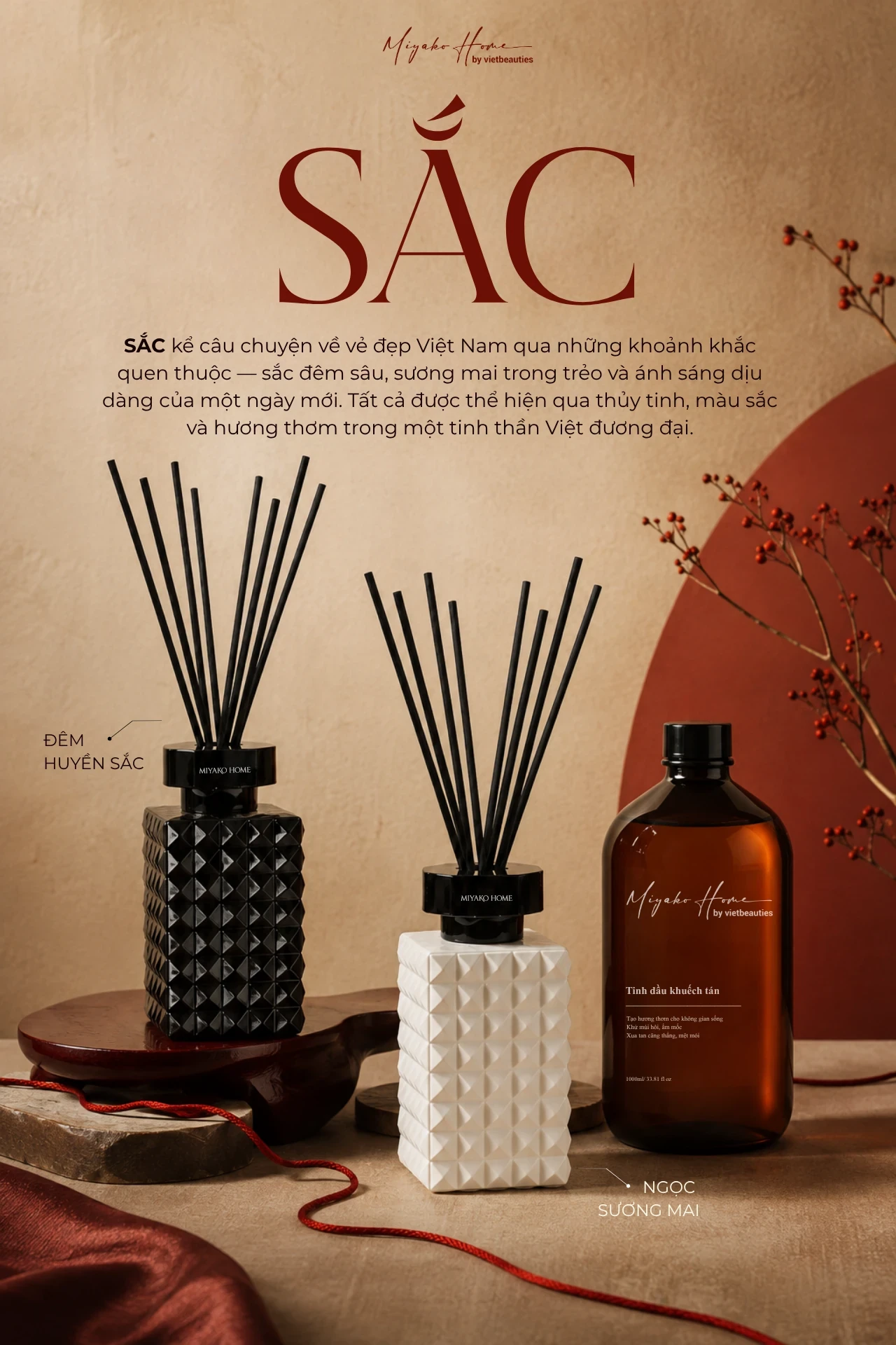 Set SẮC: bình đen, bình trắng và tinh dầu khuếch tán